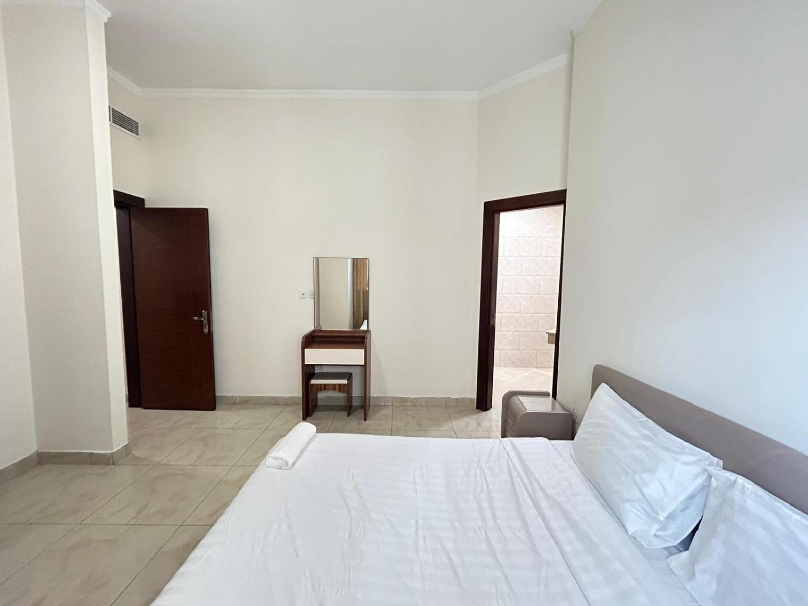 Al Hayat Suites Apartment Manama Eksteriør billede