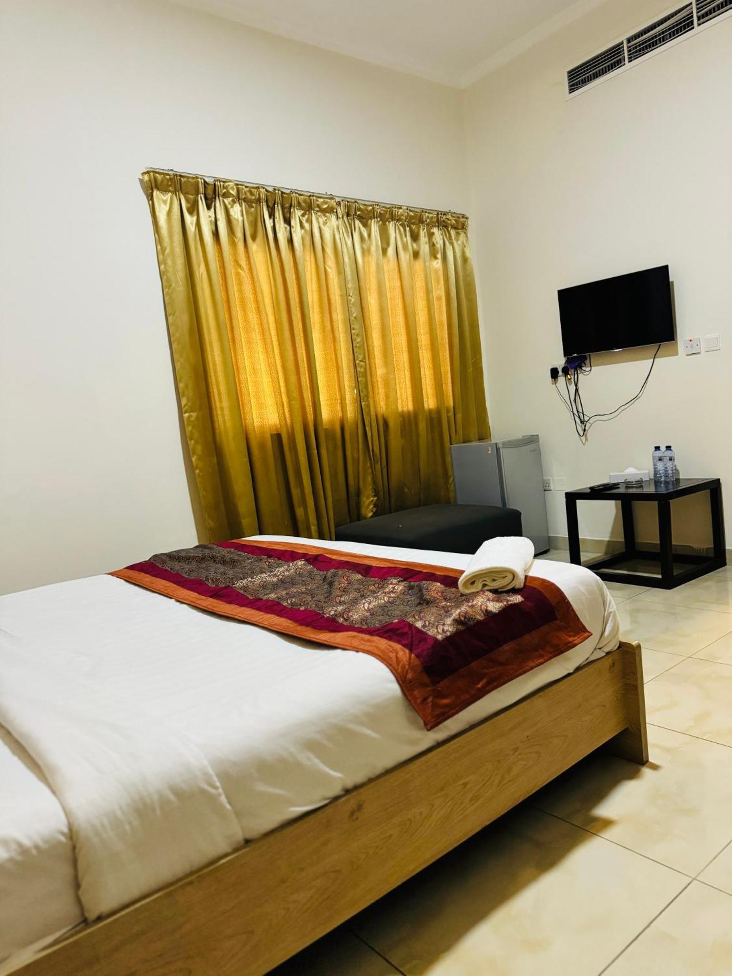 Al Hayat Suites Apartment Manama Eksteriør billede